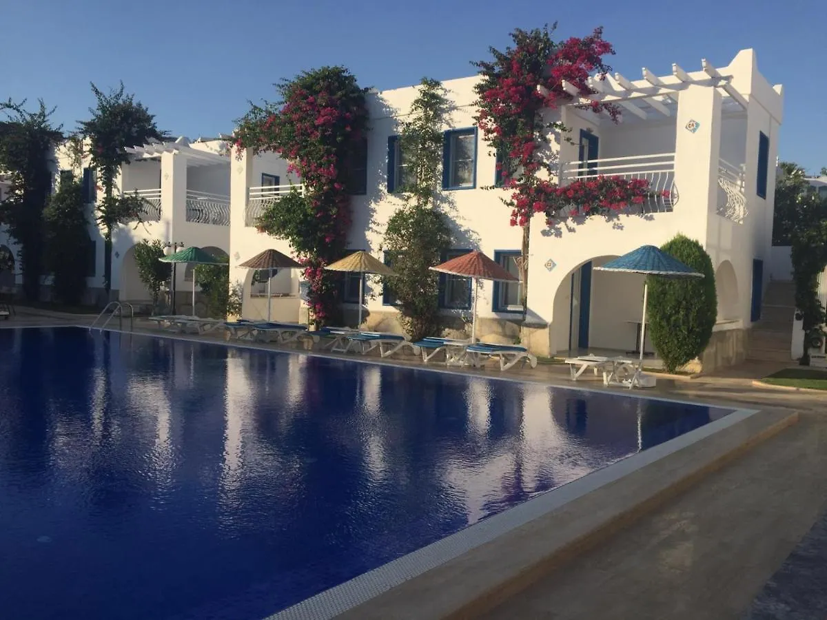 Paradise Apart Hotel Битез 3*,  Турция