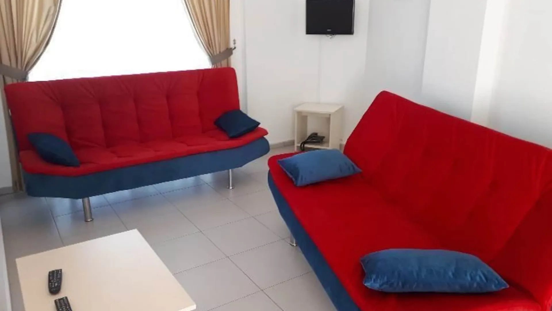 Апарт-отель Paradise Apart Hotel Битез